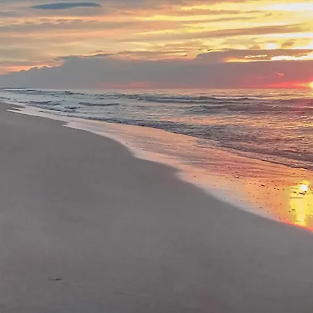 2 Bedroom Gorgeous In Hébergement de vacances