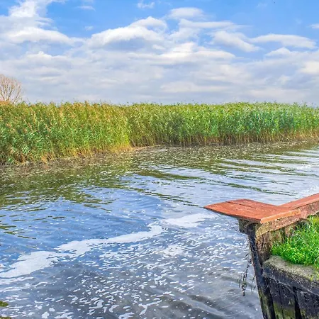 2 Bedroom Gorgeous In *